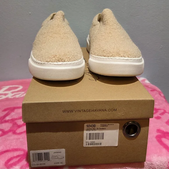 Vintage Havana Women's Jasmine Slip- On Wool Sneaker, Size 8.5 - Picture 2 of 7